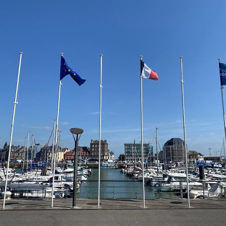 Apartamento Beau Studio Cosy Calme En Face Du Port Sur Le Quai Dieppe Exterior foto